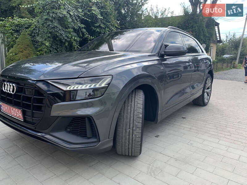 Внедорожник / Кроссовер Audi Q8 2018 в Дрогобыче