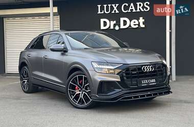 Позашляховик / Кросовер Audi Q8 2018 в Києві
