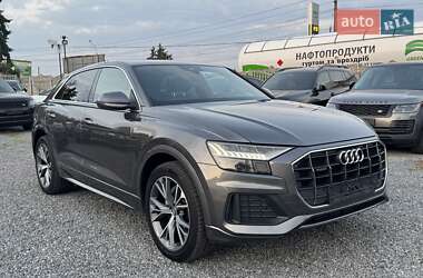 Внедорожник / Кроссовер Audi Q8 2019 в 