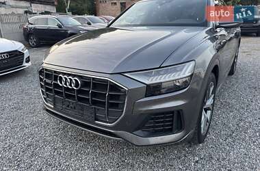 Внедорожник / Кроссовер Audi Q8 2019 в 