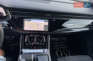Внедорожник / Кроссовер Audi Q8 2019 в 