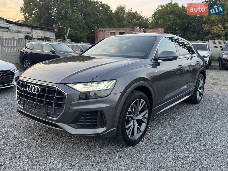 Внедорожник / Кроссовер Audi Q8 2019 в Тернополе