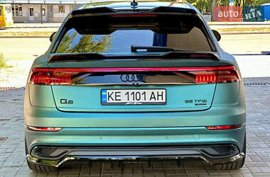 Внедорожник / Кроссовер Audi Q8 2018 в 