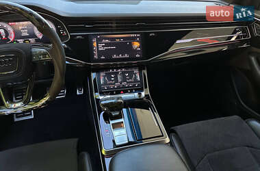 Внедорожник / Кроссовер Audi Q8 2018 в 
