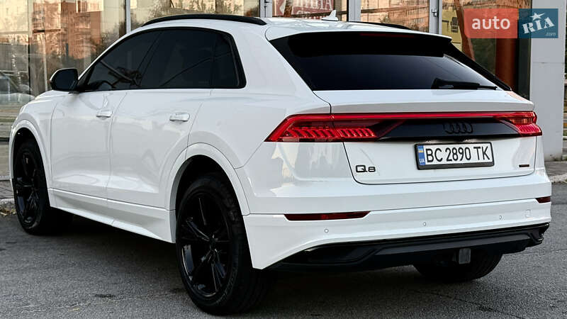 Внедорожник / Кроссовер Audi Q8 2019 в Запорожье