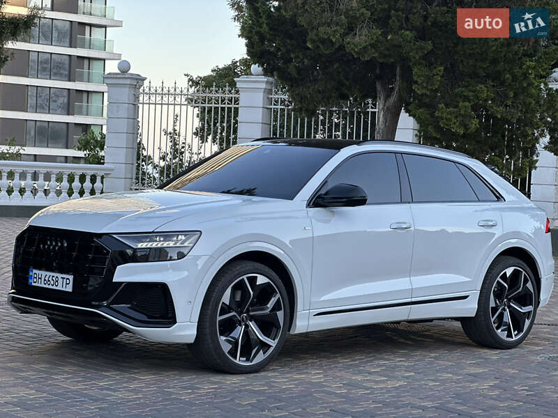 Позашляховик / Кросовер Audi Q8 2023 в Одесі