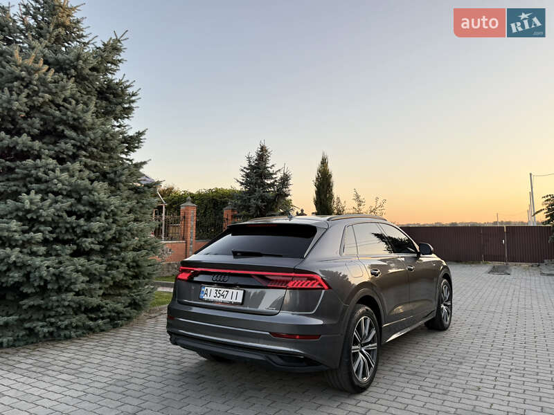 Позашляховик / Кросовер Audi Q8 2019 в Києві
