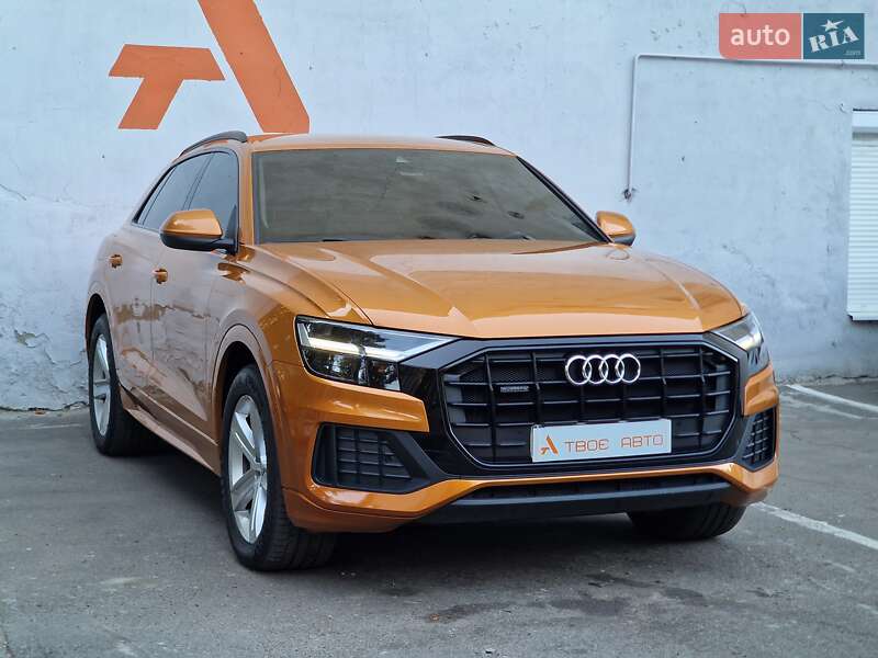 Внедорожник / Кроссовер Audi Q8 2019 в Одессе