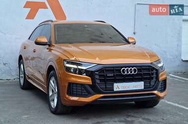 Внедорожник / Кроссовер Audi Q8 2019 в 