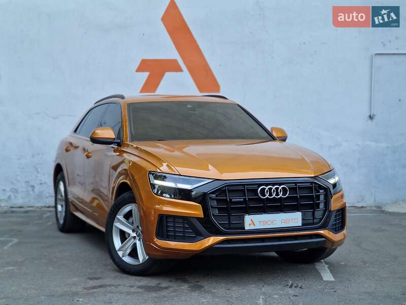 Внедорожник / Кроссовер Audi Q8 2019 в Одессе