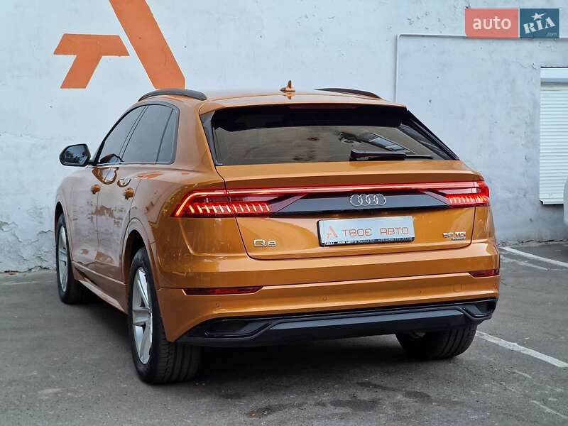 Внедорожник / Кроссовер Audi Q8 2019 в Одессе