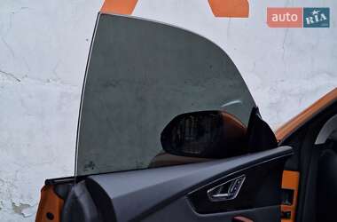 Внедорожник / Кроссовер Audi Q8 2019 в 