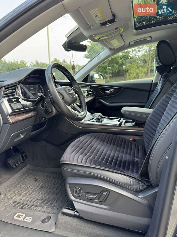 Внедорожник / Кроссовер Audi Q8 2020 в Львове