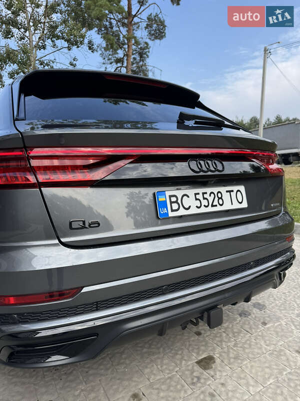 Внедорожник / Кроссовер Audi Q8 2020 в Львове