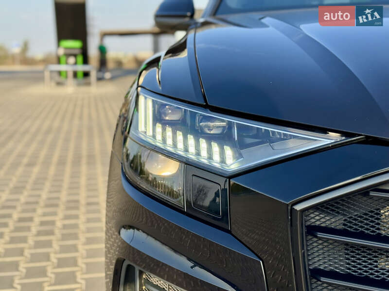 Внедорожник / Кроссовер Audi Q8 2020 в Киеве