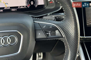 Внедорожник / Кроссовер Audi Q8 2020 в 