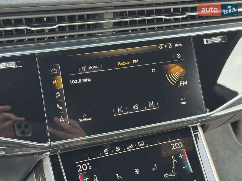 Внедорожник / Кроссовер Audi Q8 2020 в Киеве