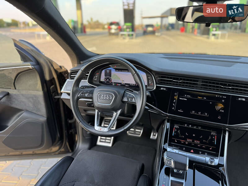 Внедорожник / Кроссовер Audi Q8 2020 в Киеве