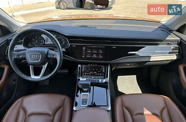 Позашляховик / Кросовер Audi Q8 2019 в 