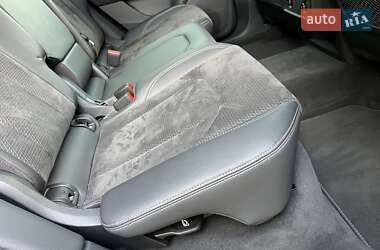 Внедорожник / Кроссовер Audi Q8 2020 в 