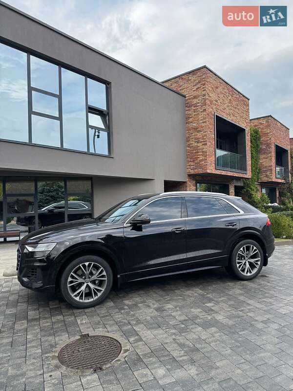 Внедорожник / Кроссовер Audi Q8 2020 в Львове фото 7 Внедорожник / Кроссовер Audi Q8 2020 в Львове