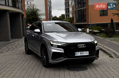 Внедорожник / Кроссовер Audi Q8 2020 в 