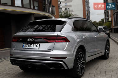 Внедорожник / Кроссовер Audi Q8 2020 в 