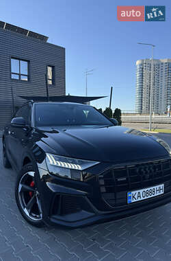 Позашляховик / Кросовер Audi Q8 2019 в Києві