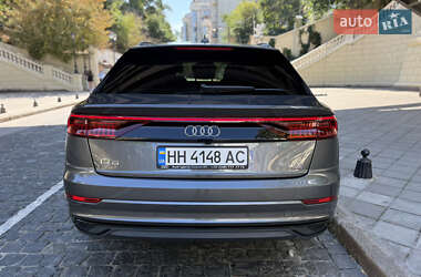 Внедорожник / Кроссовер Audi Q8 2020 в 