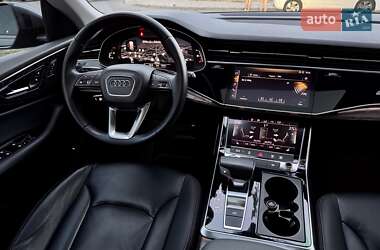 Внедорожник / Кроссовер Audi Q8 2019 в 
