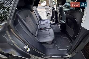 Внедорожник / Кроссовер Audi Q8 2019 в 