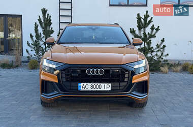 Позашляховик / Кросовер Audi Q8 2019 в 
