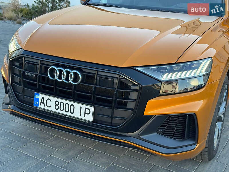 Позашляховик / Кросовер Audi Q8 2019 в Луцьку
