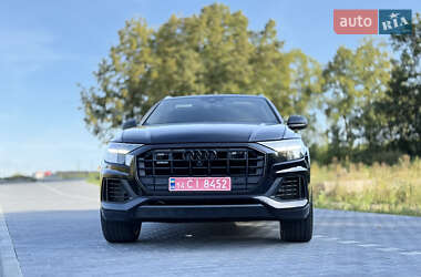 Внедорожник / Кроссовер Audi Q8 2019 в 
