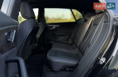 Внедорожник / Кроссовер Audi Q8 2019 в 