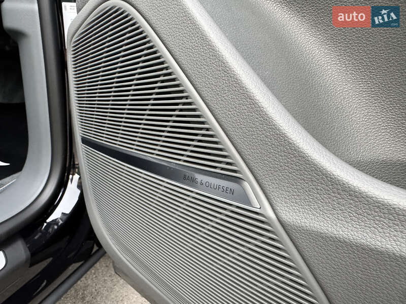 Внедорожник / Кроссовер Audi Q8 2018 в Киеве фото 21 Внедорожник / Кроссовер Audi Q8 2018 в Киеве
