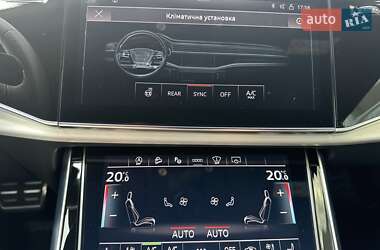 Внедорожник / Кроссовер Audi Q8 2023 в 