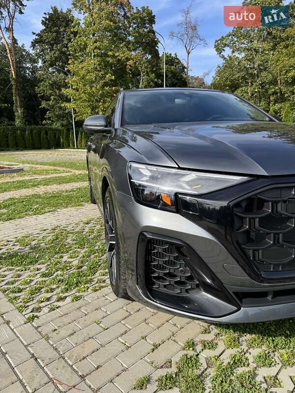 Внедорожник / Кроссовер Audi Q8 2019 в Харькове