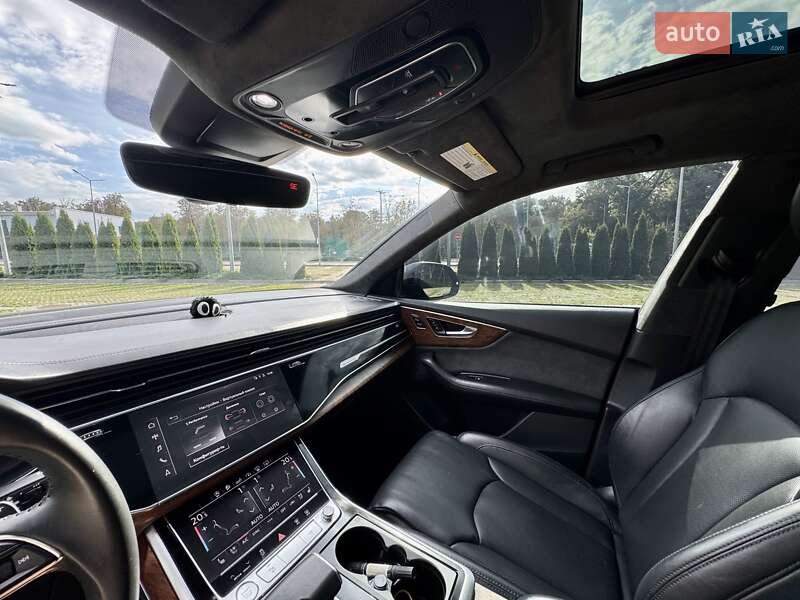 Внедорожник / Кроссовер Audi Q8 2019 в Харькове