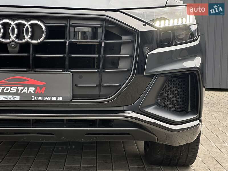 Внедорожник / Кроссовер Audi Q8 2019 в Мукачево