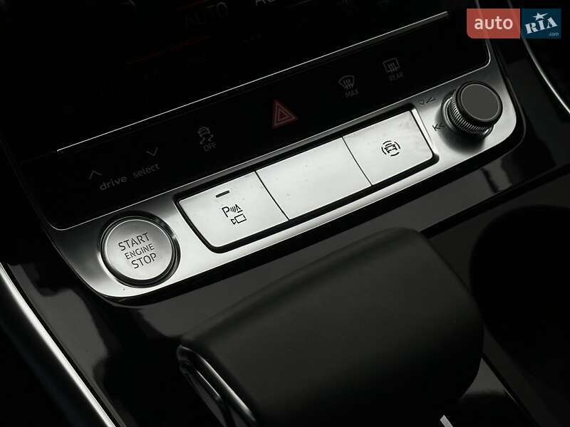 Внедорожник / Кроссовер Audi Q8 2019 в Мукачево