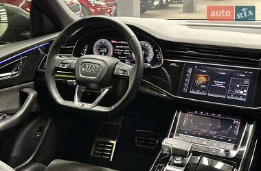 Внедорожник / Кроссовер Audi Q8 2020 в 
