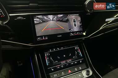 Внедорожник / Кроссовер Audi Q8 2020 в 