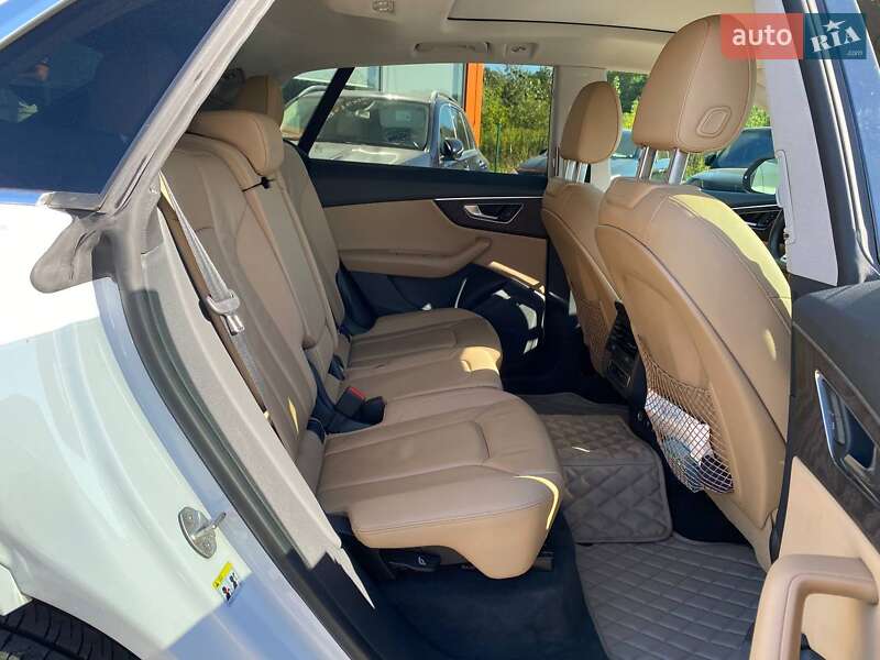 Внедорожник / Кроссовер Audi Q8 2018 в Львове