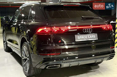Внедорожник / Кроссовер Audi Q8 2024 в 