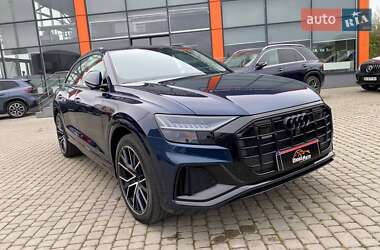 Позашляховик / Кросовер Audi Q8 2023 в Львові