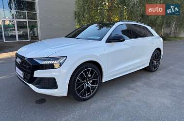 Позашляховик / Кросовер Audi Q8 2022 в Києві
