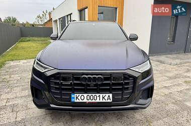 Внедорожник / Кроссовер Audi Q8 2019 в 