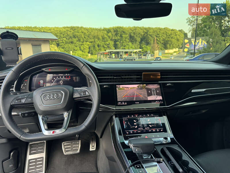 Внедорожник / Кроссовер Audi Q8 2019 в Киеве