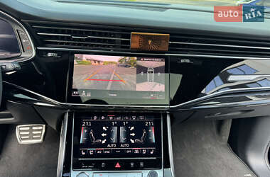 Внедорожник / Кроссовер Audi Q8 2019 в 